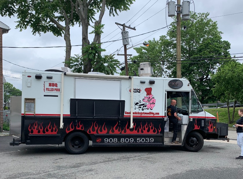 Smokin Chicks Got Wood BBQ Food Truck